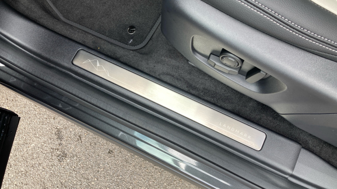 Land Rover Discovery Sport 1.5 P270e Landmark 5dr Auto [5 Seat] Station Wagon - Image 44